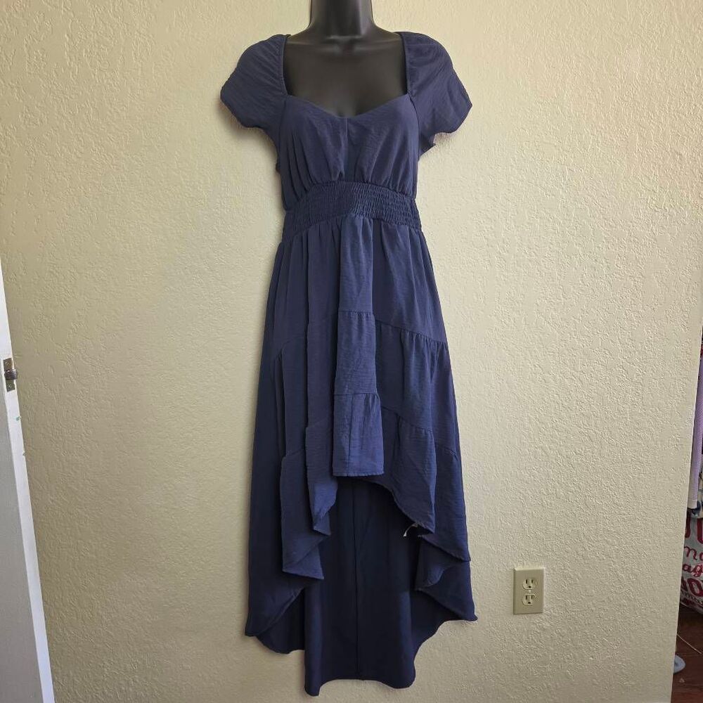 NWT Discreet High Low Dress